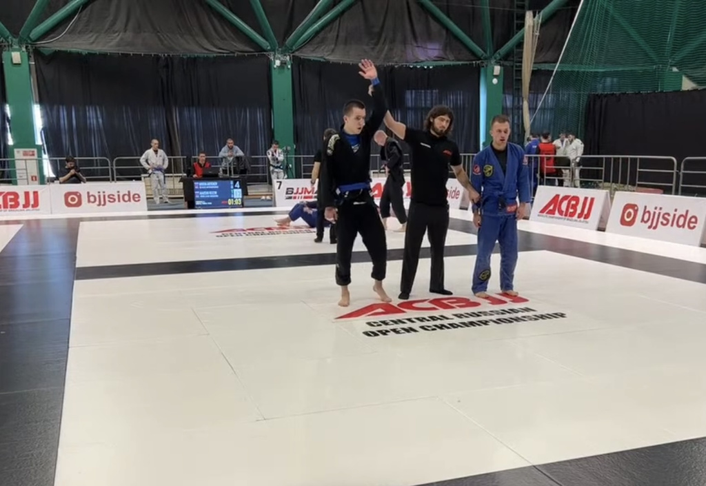 IMG_0919.PNG IMG_0919.PNG